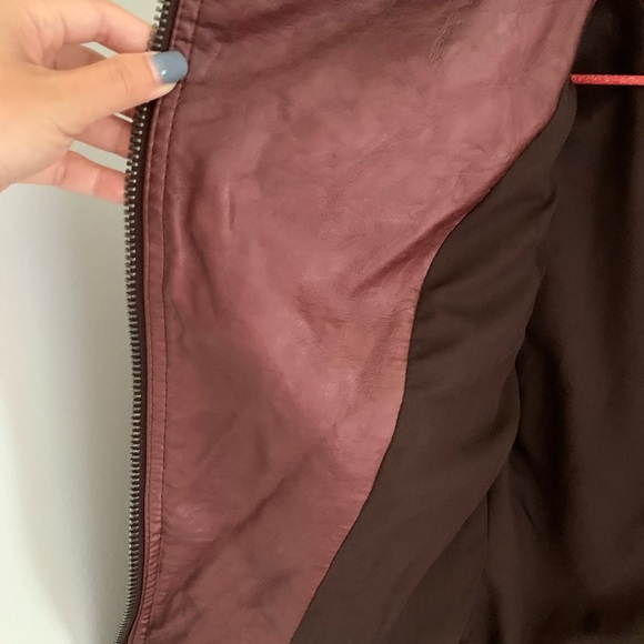 Leather jacket - Picture 3 of 9